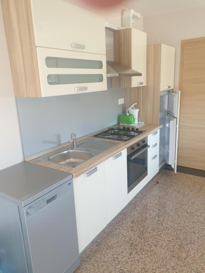 Apartmani Bepo Sveti Filip i Jakov Esterno foto