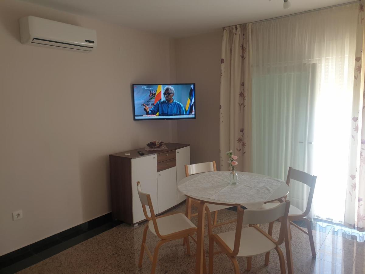 Apartmani Bepo Sveti Filip i Jakov Esterno foto