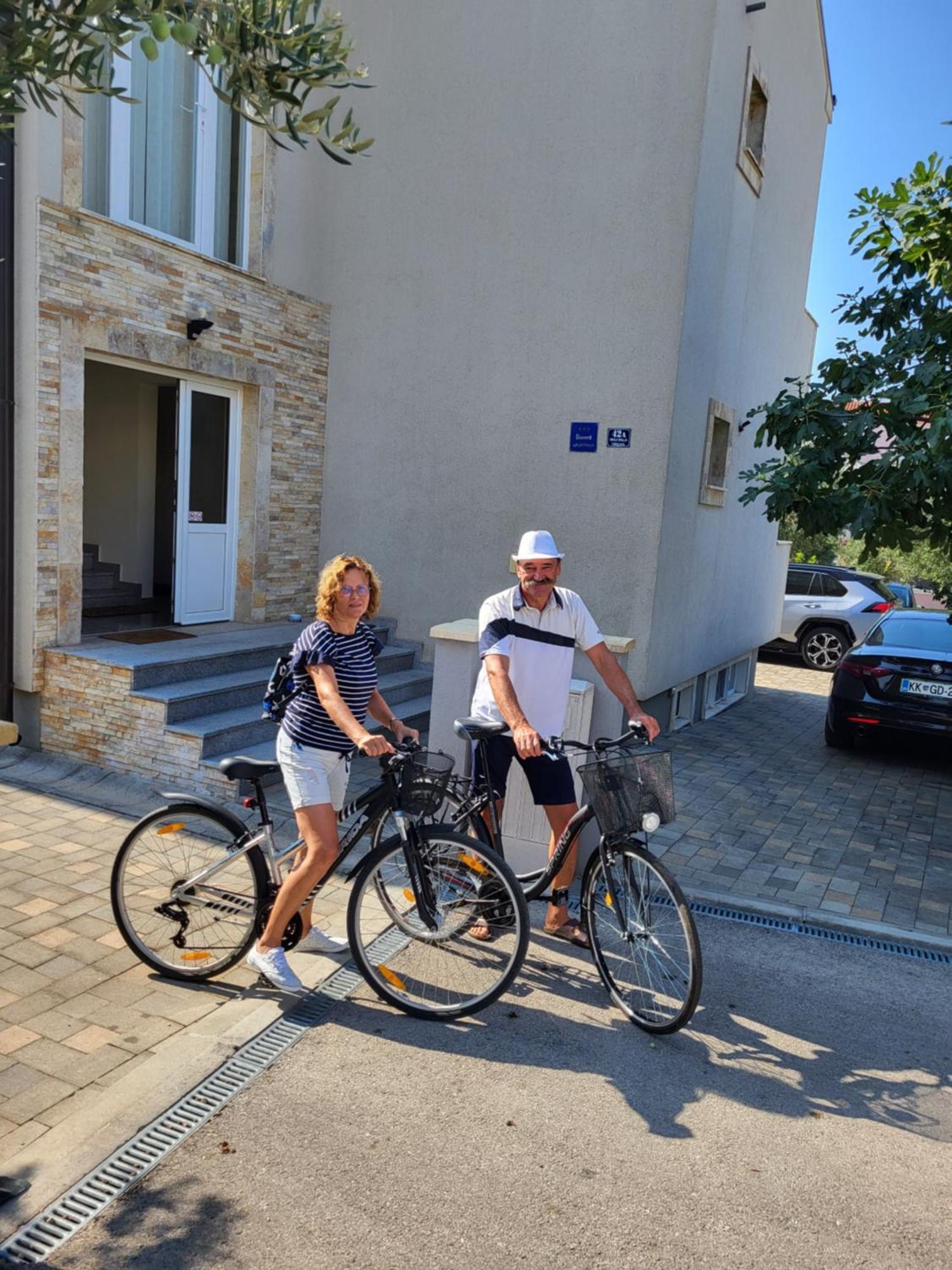 Apartmani Bepo Sveti Filip i Jakov Esterno foto