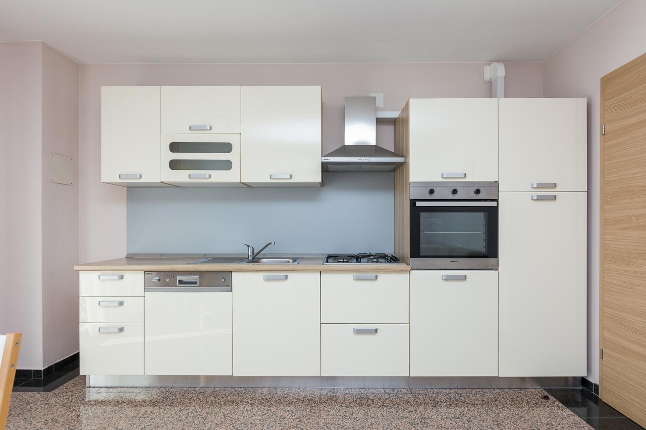 Apartmani Bepo Sveti Filip i Jakov Esterno foto